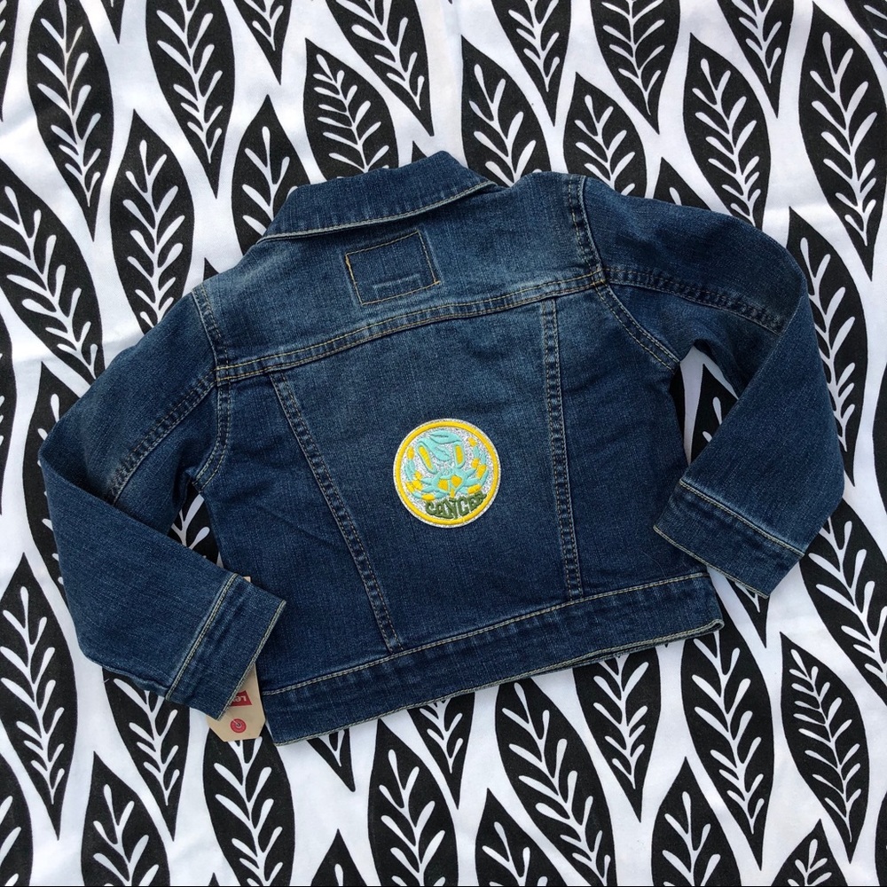 Levis Cancer ♋️ Zodiac Trucker Jacket